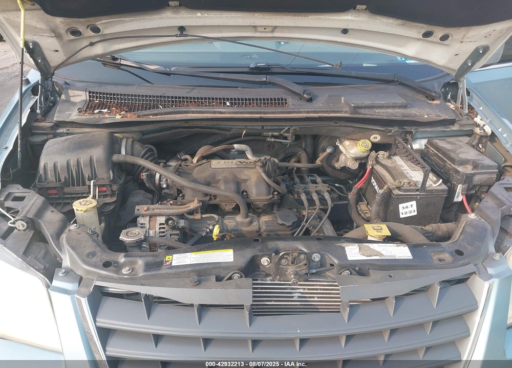2008 CHRYSLER TOWN & COUNTRY TOURING VIN: 2A8HR54P98R675238