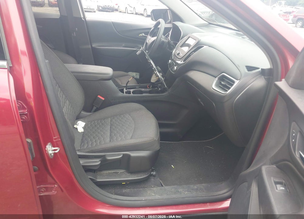 2019 CHEVROLET EQUINOX LT VIN: 2GNAXUEV7K6173849