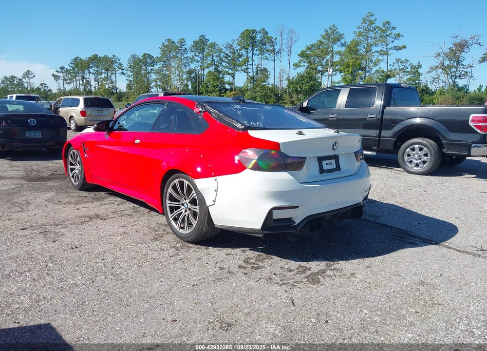 2015 BMW M4 VIN: WBS3R9C56FK334568