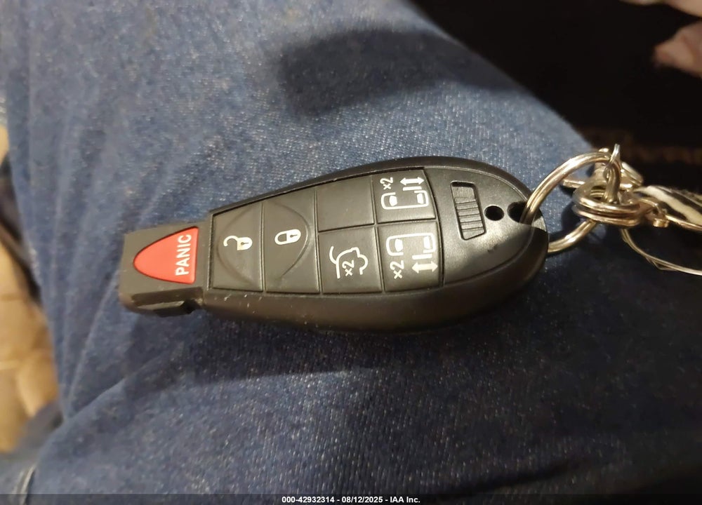 2014 DODGE GRAND CARAVAN SXT VIN: 2C4RDGCG4ER305933