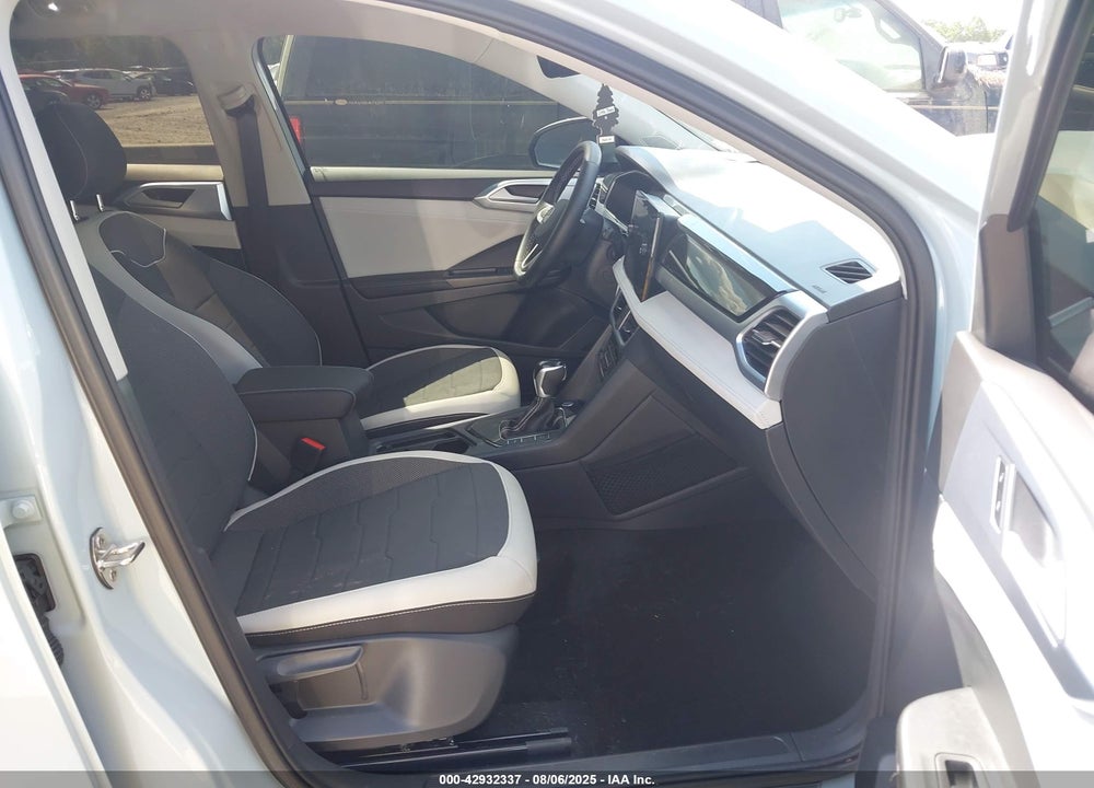 2025 VOLKSWAGEN TAOS VIN: 3VVEC7B29SM039630