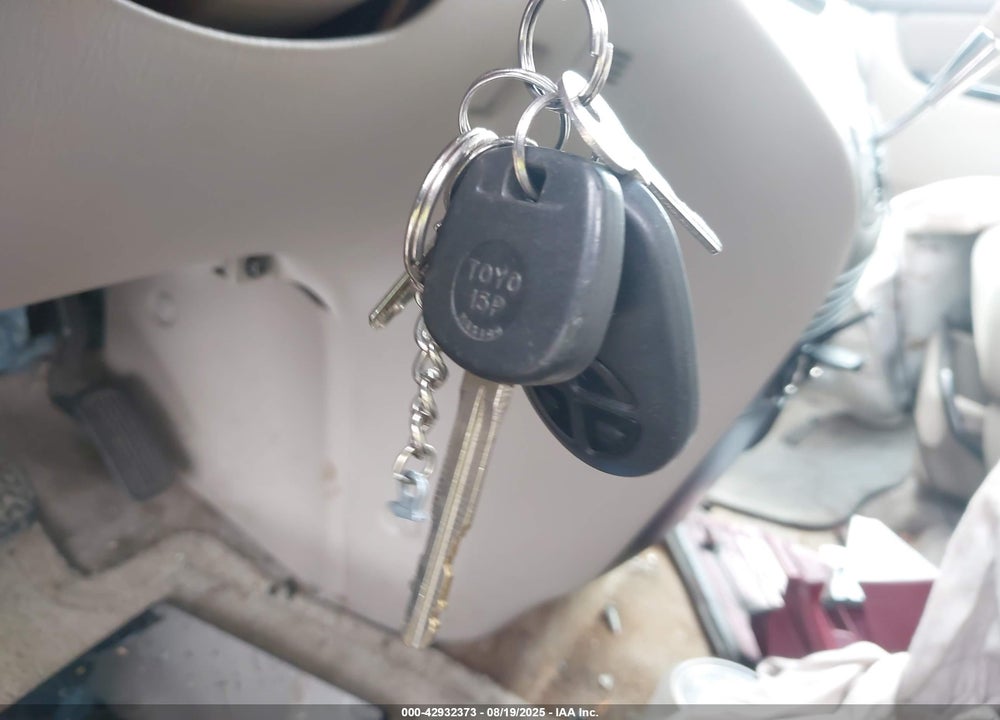 2005 TOYOTA SIENNA LE VIN: 5TDZA23C55S248285