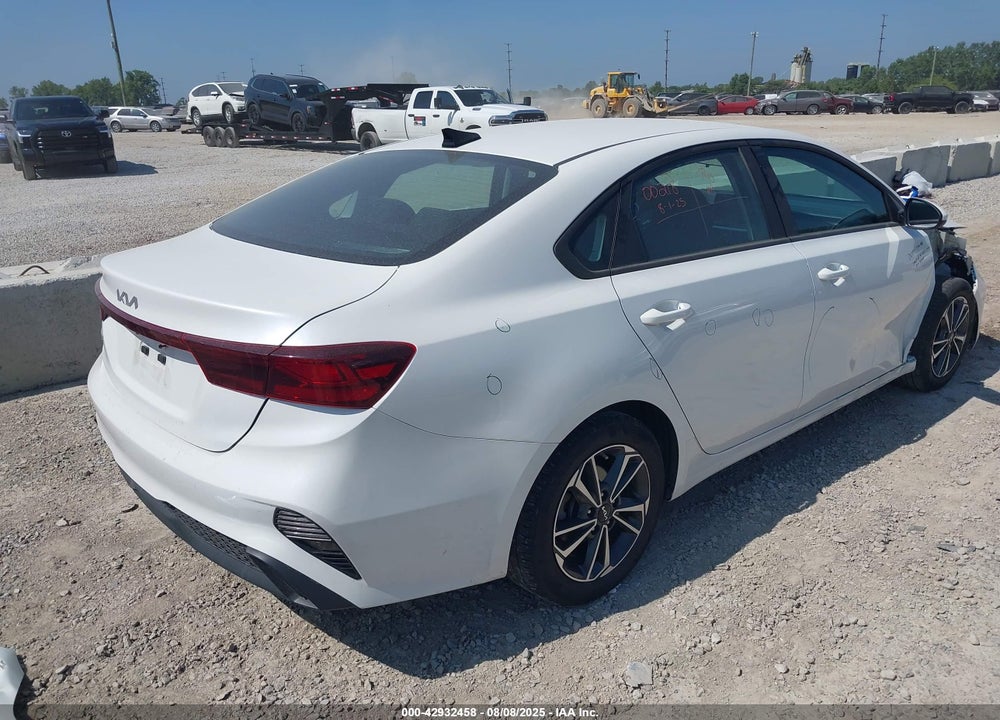 2023 KIA FORTE VIN: 3KPF24AD2PE616328