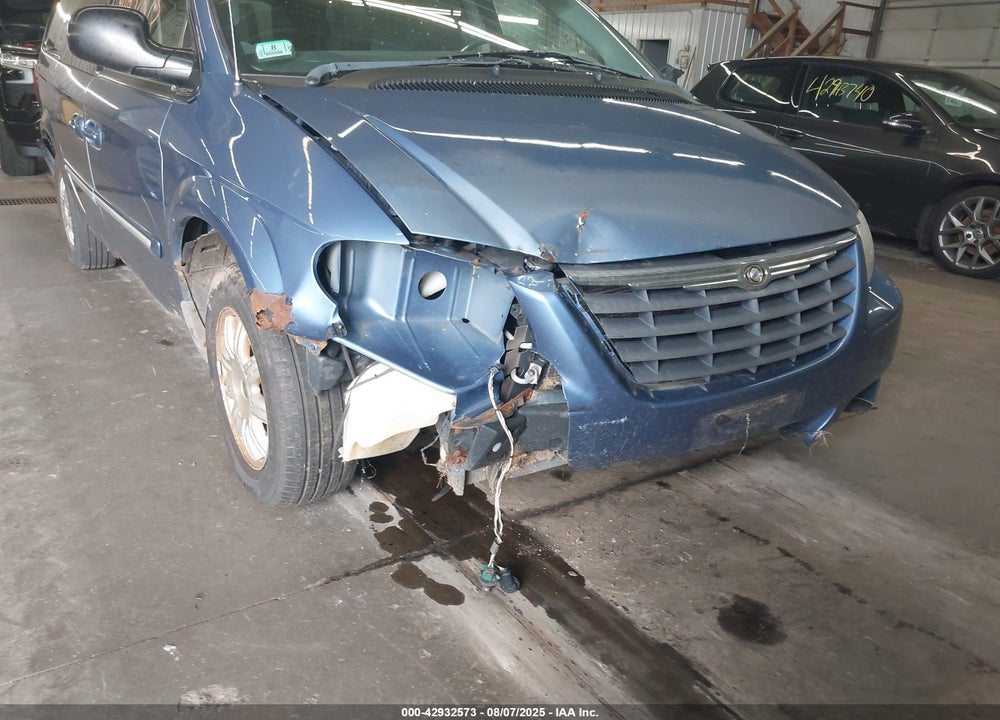 2007 CHRYSLER TOWN & COUNTRY TOURING VIN: 2A4GP54L17R137793