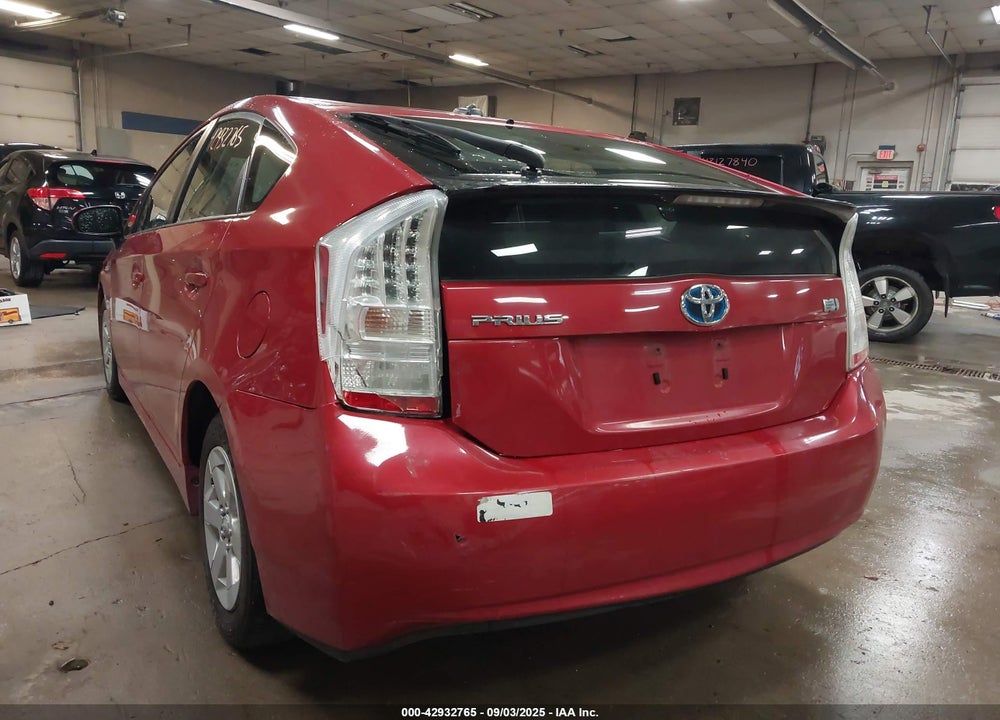 2011 TOYOTA PRIUS THREE VIN: JTDKN3DU2B1404830