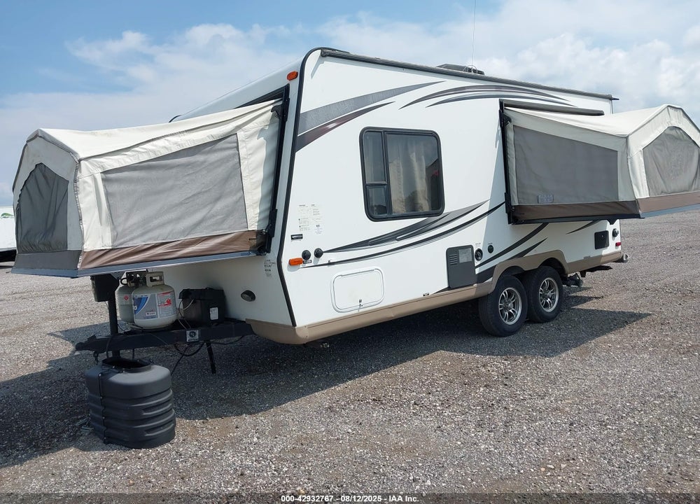 2015 FOREST RIVER ROCKWOO 183 ROO ROCKWOOD LIT VIN: 4X4TRLT26FZ135595