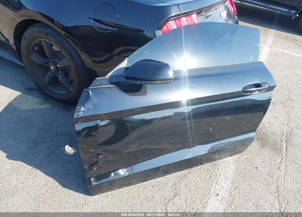 2015 FORD MUSTANG VIN: 1FA6P8AM9F5396100