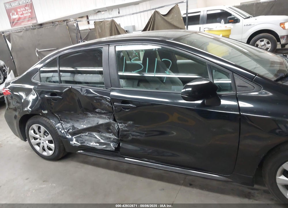 2021 TOYOTA COROLLA VIN: 5YFEPMAE8MP220730