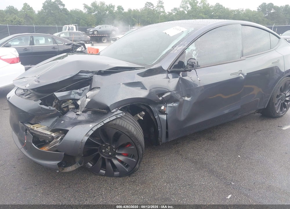 2021 TESLA MODEL Y VIN: 5YJYGDEF5MF303401