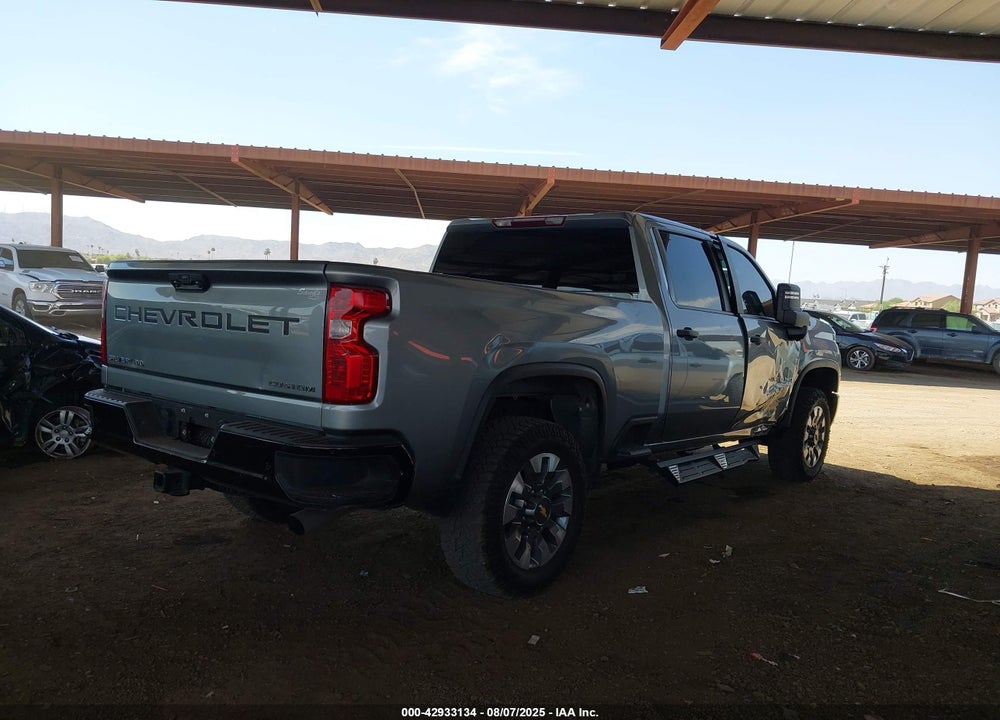 2024 CHEVROLET SILVERADO 2500HD 4WD STANDARD BED CUSTOM VIN: 2GC4YME73R1146417