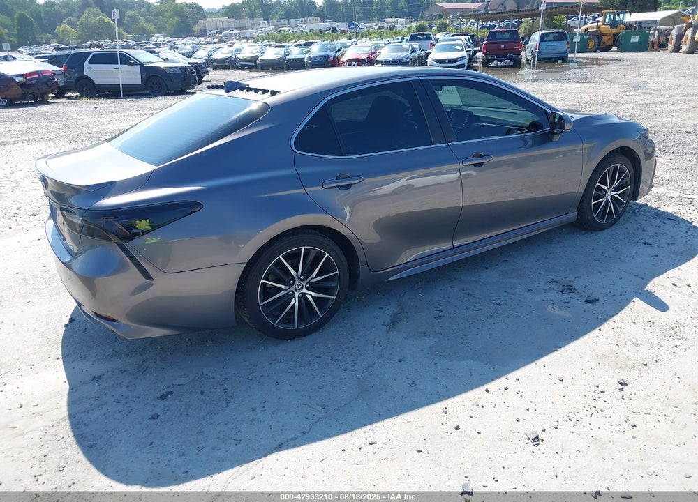 2021 TOYOTA CAMRY VIN: 4T1G11AK1MU524057