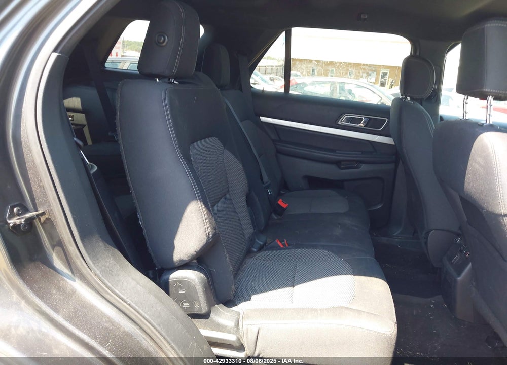 2017 FORD EXPLORER VIN: 1FM5K8D85HGC54672