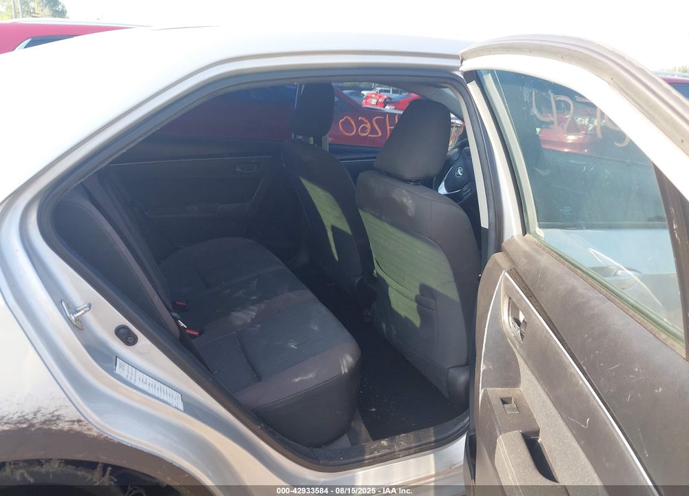 2018 TOYOTA COROLLA LE VIN: 2T1BURHEXJC053555