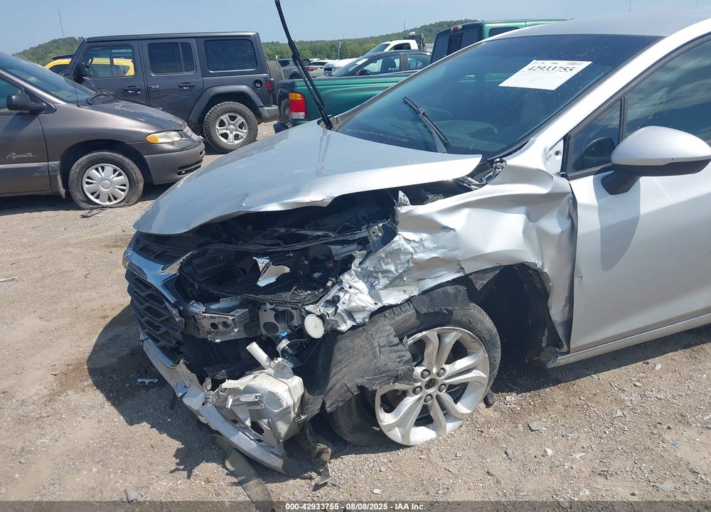 2019 CHEVROLET CRUZE VIN: 1G1BC5SM2K7148635