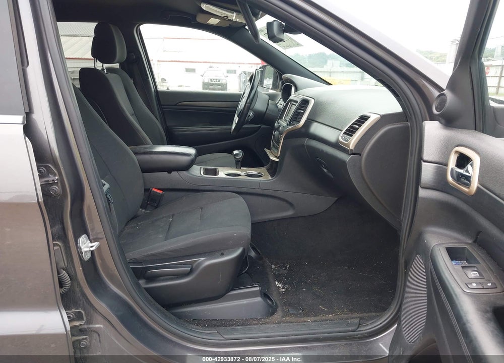 2014 JEEP GRAND CHEROKEE LAREDO VIN: 1C4RJFAG3EC182902