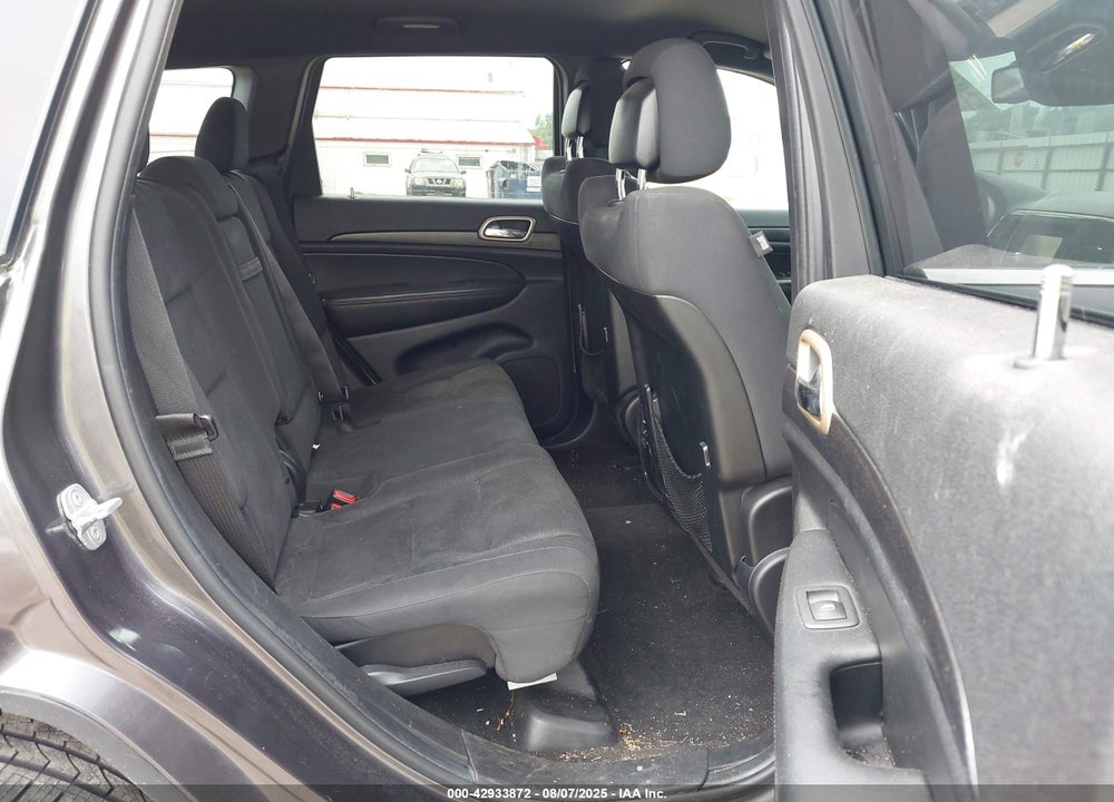 2014 JEEP GRAND CHEROKEE LAREDO VIN: 1C4RJFAG3EC182902