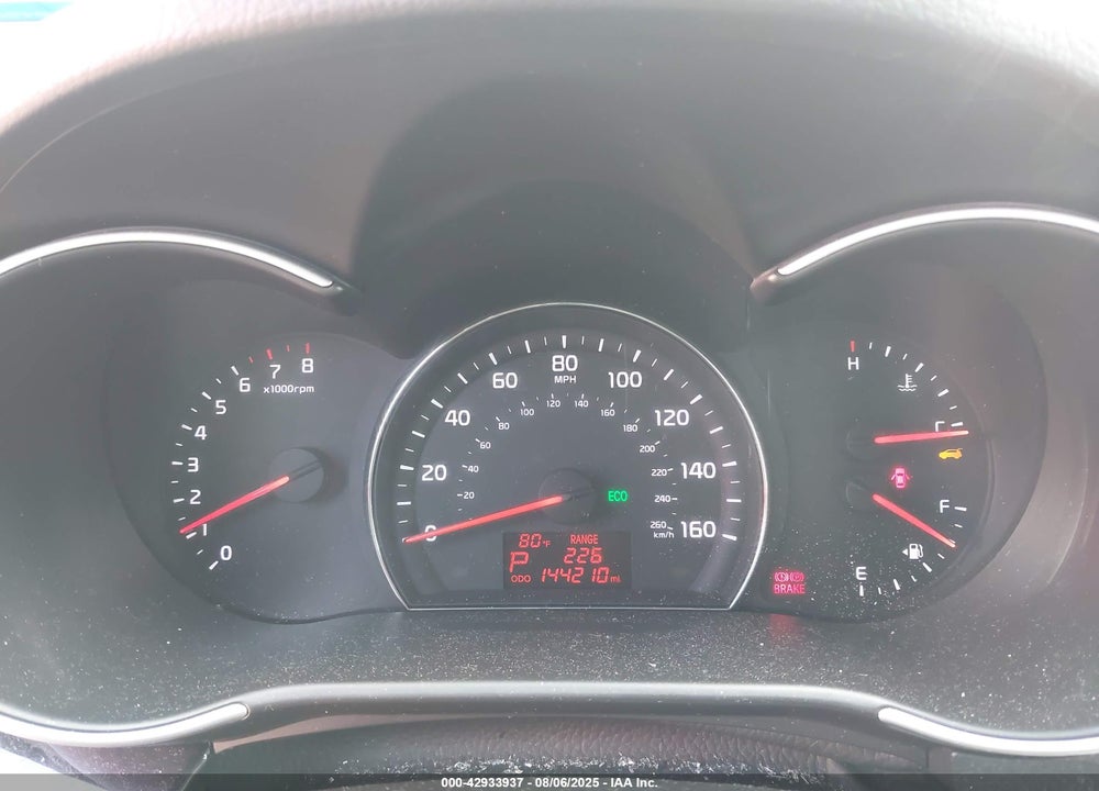 2015 KIA SORENTO VIN: 5XYKT3A62FG595229