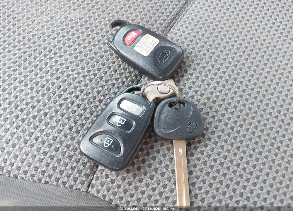 2014 HYUNDAI SONATA VIN: 5NPEB4AC9EH933020