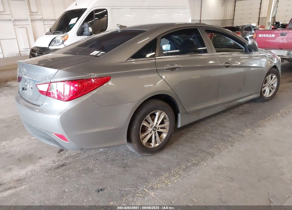 2014 HYUNDAI SONATA VIN: 5NPEB4AC9EH933020