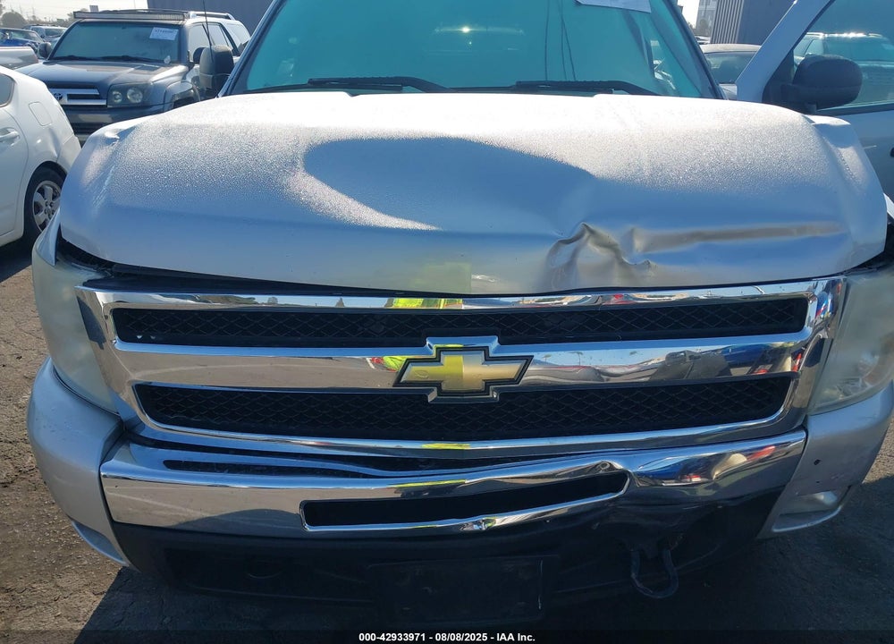 2011 CHEVROLET SILVERADO 1500 VIN: 3GCPKSE33BG376519