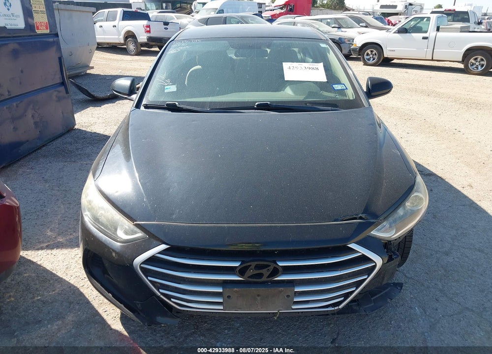 2017 HYUNDAI ELANTRA VIN: 5NPD84LFXHH168213