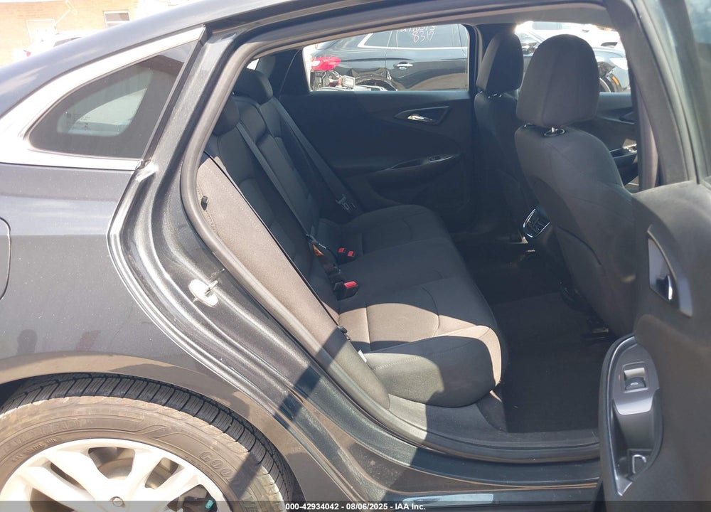 2017 CHEVROLET MALIBU VIN: 1G1ZE5ST4HF191520