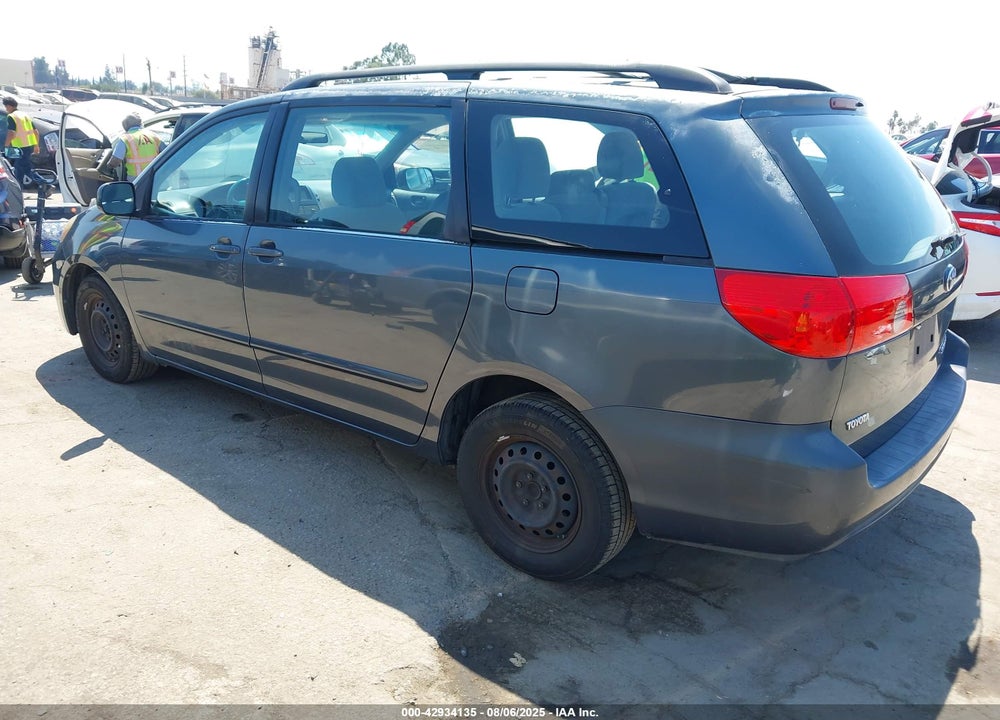 2010 TOYOTA SIENNA CE VIN: 5TDKK4CC3AS312621