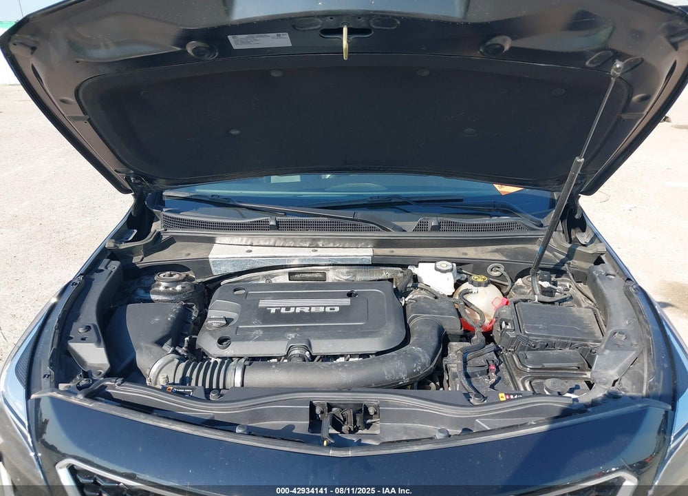 2019 CADILLAC XT4 VIN: 1GYFZER45KF203804