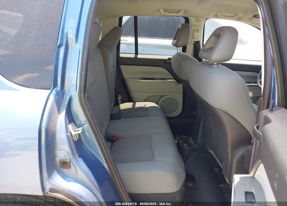 2007 JEEP COMPASS SPORT VIN: 1J8FF47W27D418260
