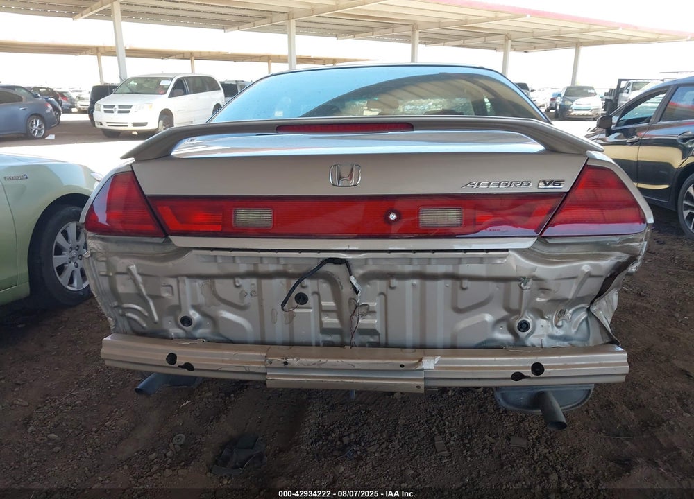 2001 HONDA ACCORD 3.0 EX VIN: 1HGCG22591A018183