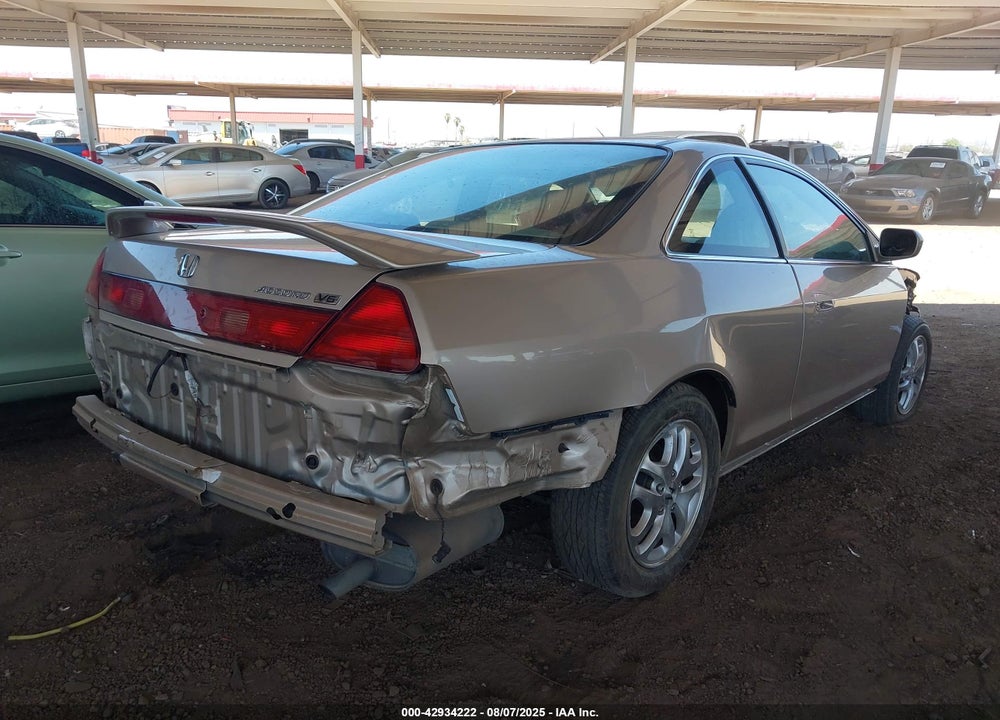 2001 HONDA ACCORD 3.0 EX VIN: 1HGCG22591A018183