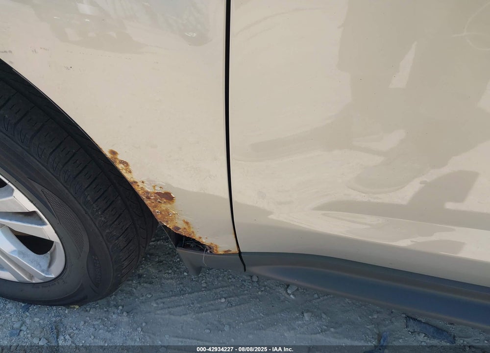 2012 CHEVROLET EQUINOX VIN: 2GNFLGE51C6268220