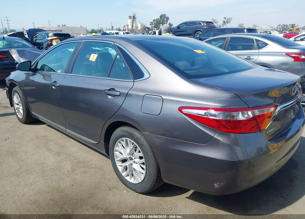 2017 TOYOTA CAMRY VIN: 4T1BF1FK2HU320460