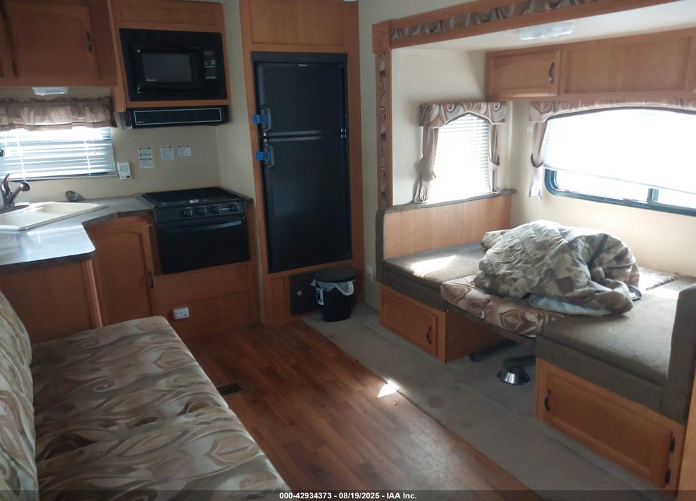 2010 FOREST RIVER WILDWOOD 26RKDS VIN: 4X4FWDB27AA244717