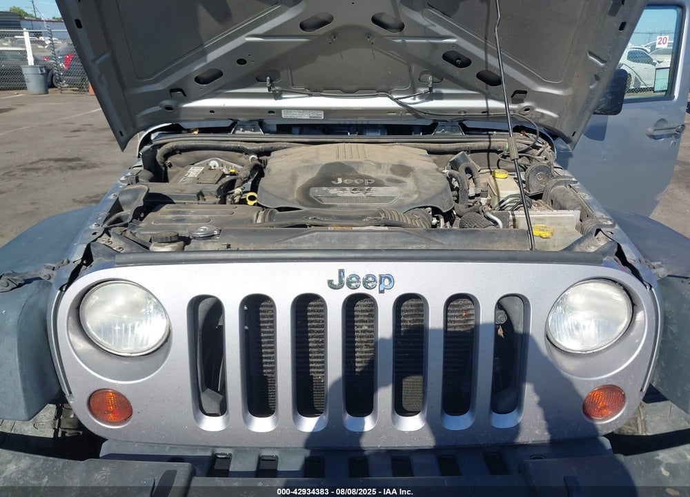 2013 JEEP WRANGLER / VIN: 1C4AJWAG2DL684067