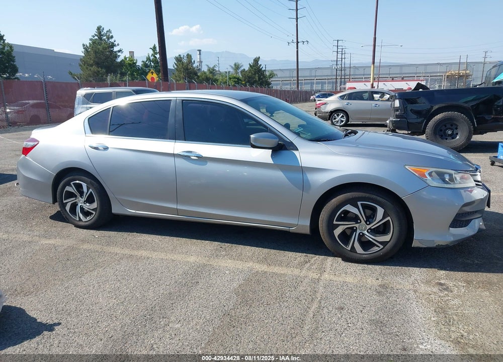 2016 HONDA ACCORD VIN: 1HGCR2F31GA124865