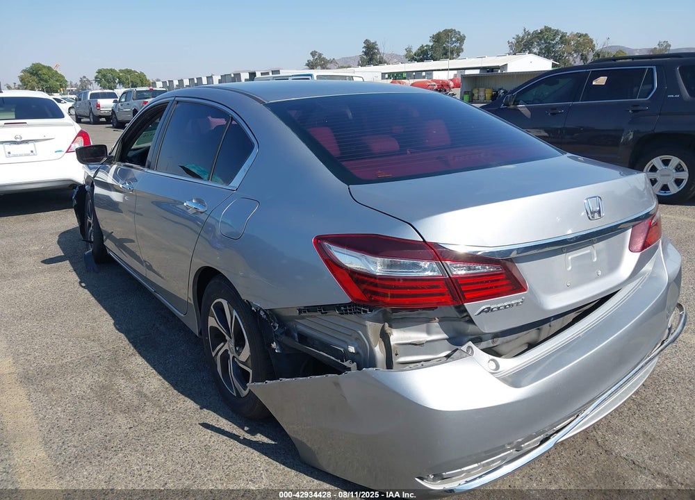 2016 HONDA ACCORD VIN: 1HGCR2F31GA124865