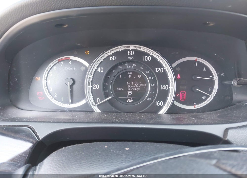 2016 HONDA ACCORD VIN: 1HGCR2F31GA124865