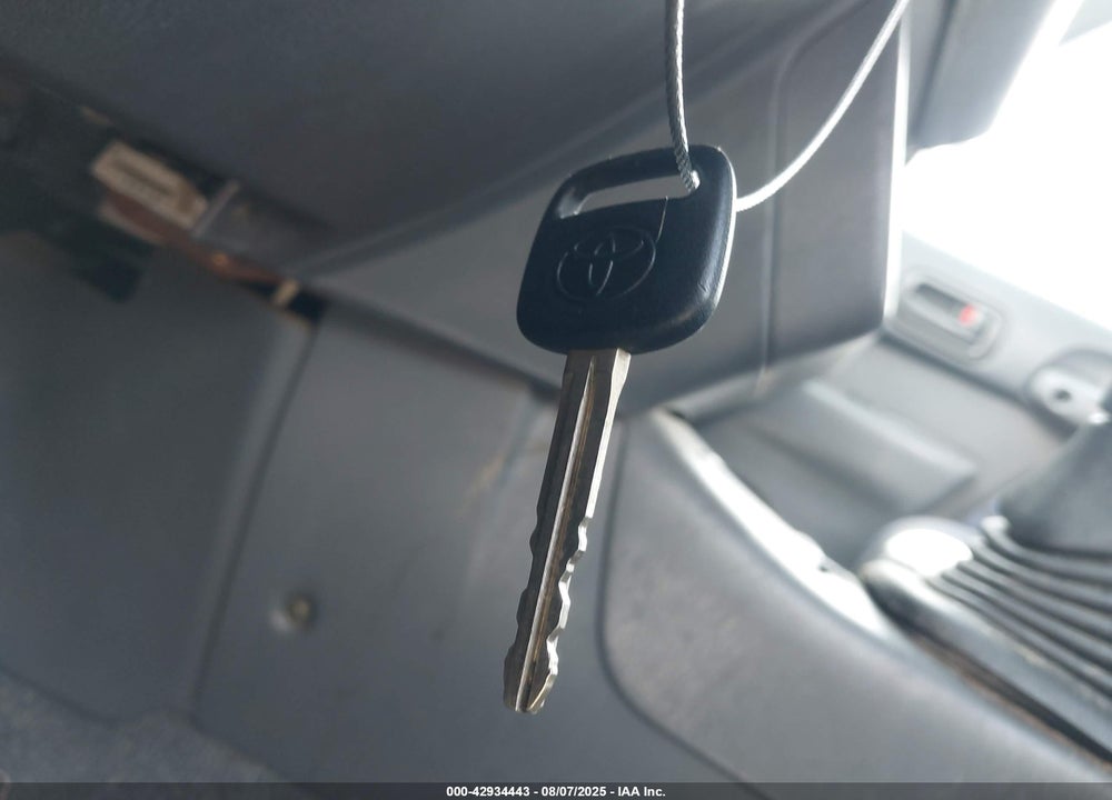 1996 TOYOTA RAV4 VIN: JT3GP10V5T0003805