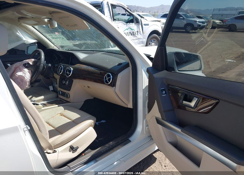2014 MERCEDES-BENZ GLK-CLASS VIN: WDCGG0EBXEG220243