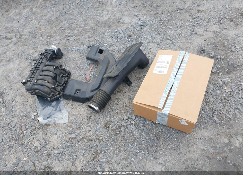 2021 RAM 1500 VIN: 1C6RREFG4MN689457