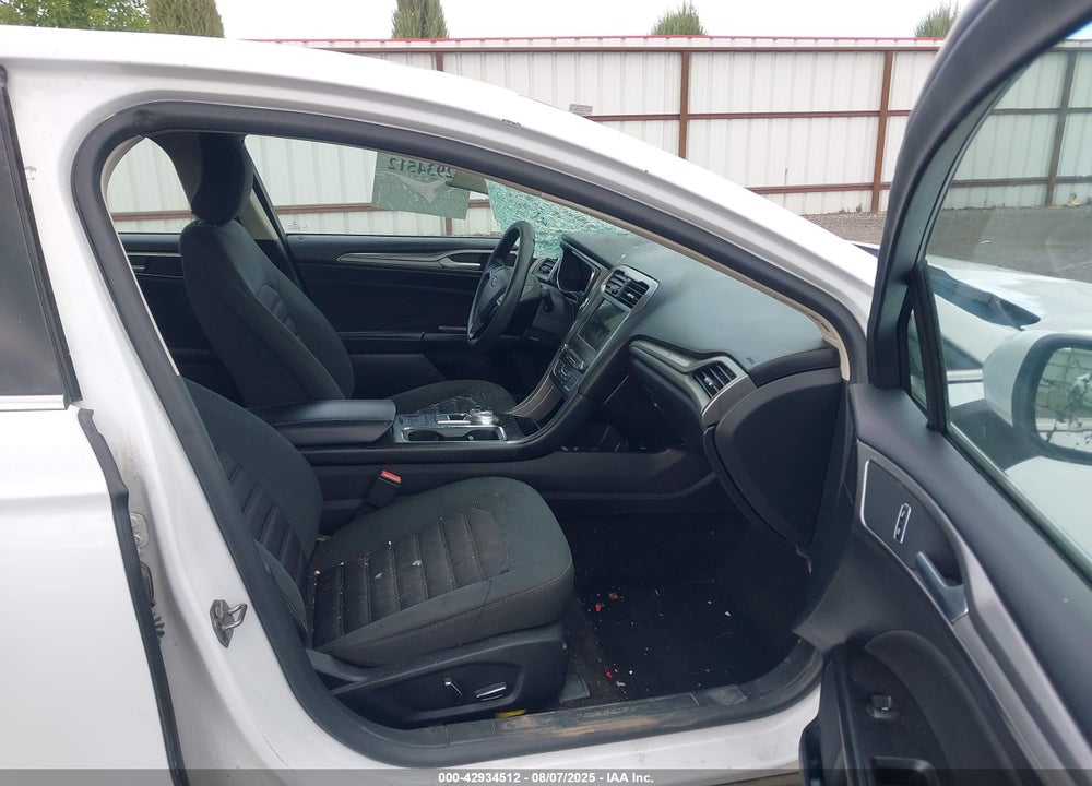 2017 FORD FUSION SE VIN: 3FA6P0H71HR408077