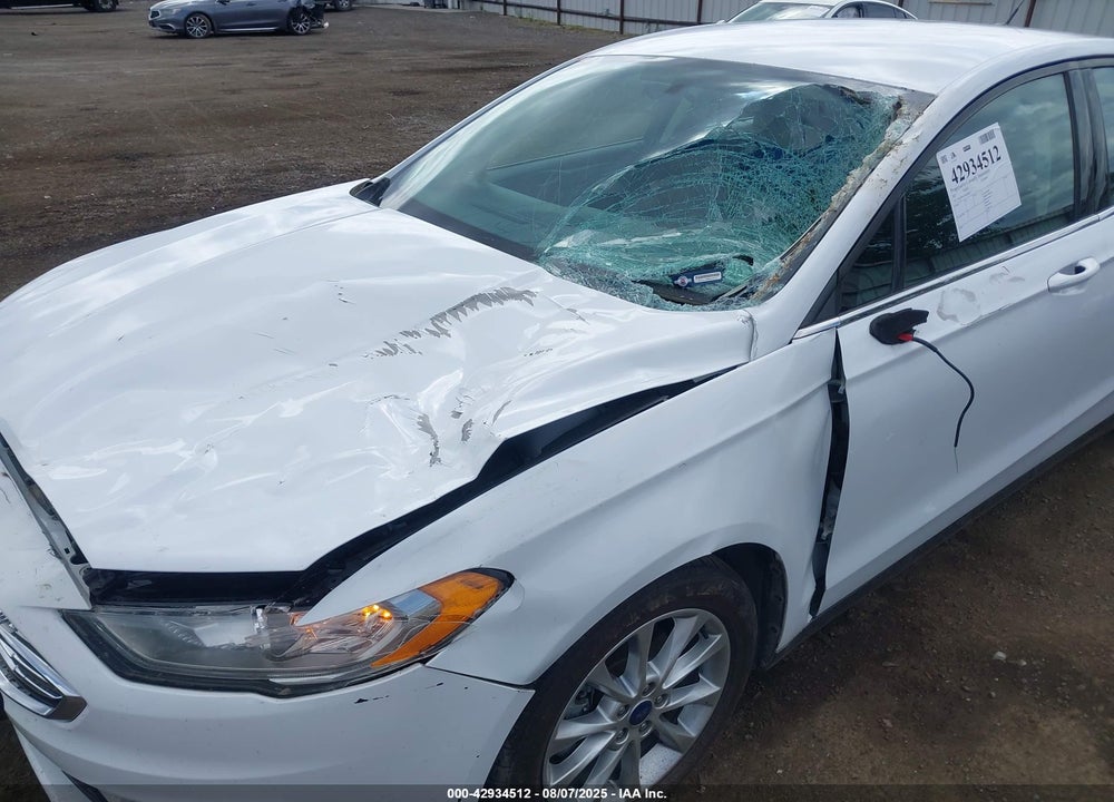 2017 FORD FUSION SE VIN: 3FA6P0H71HR408077