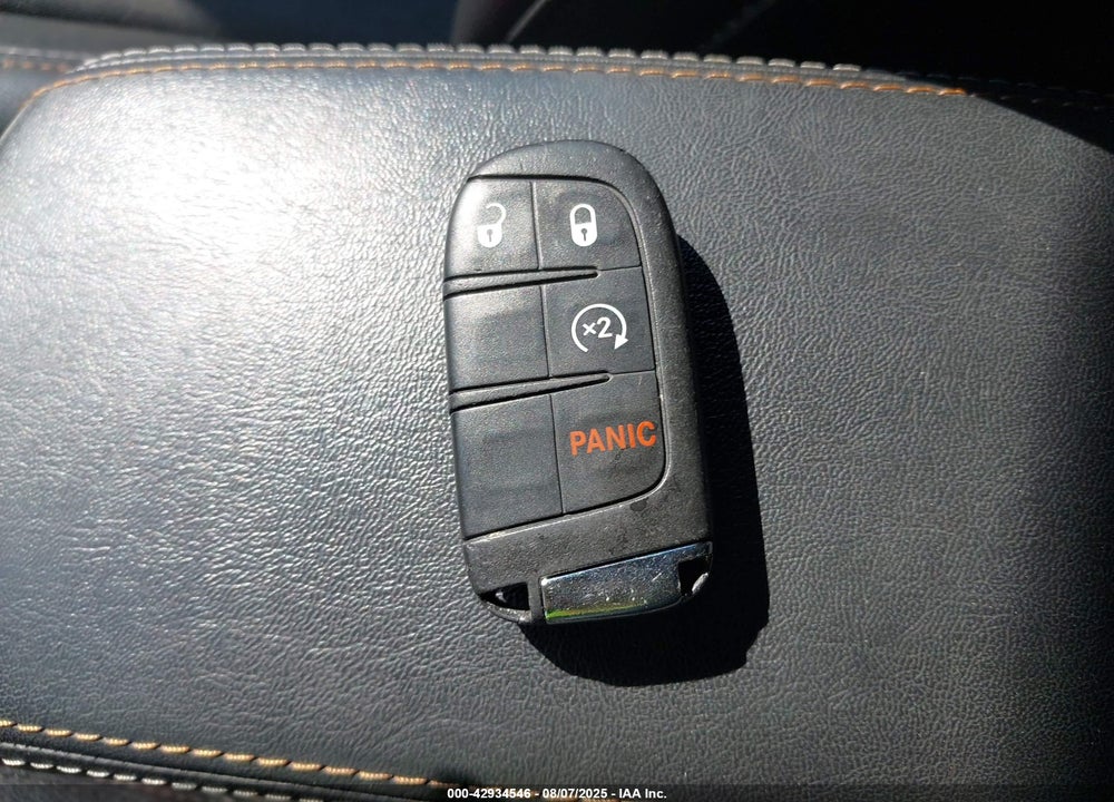 2018 JEEP COMPASS VIN: 3C4NJCBB0JT502515