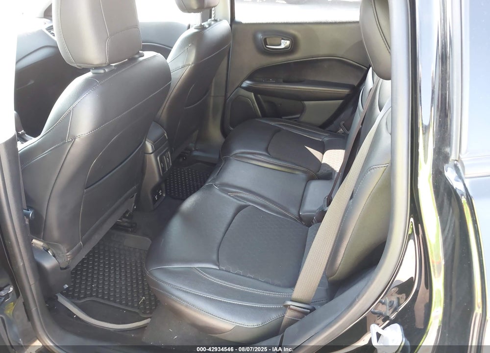 2018 JEEP COMPASS VIN: 3C4NJCBB0JT502515
