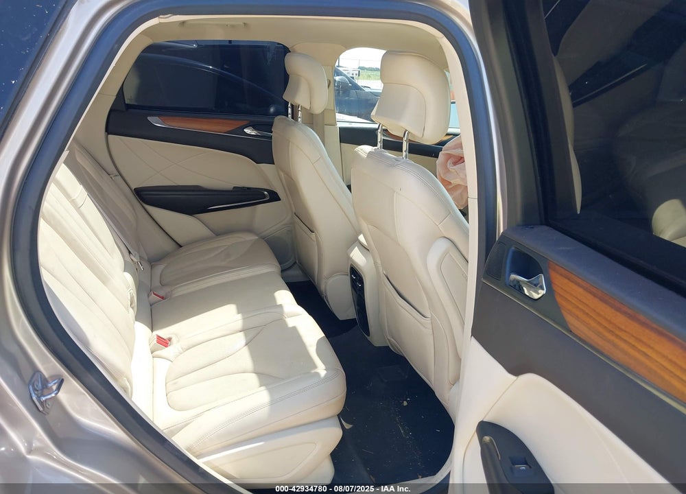 2015 LINCOLN MKC VIN: 5LMCJ1A95FUJ32615