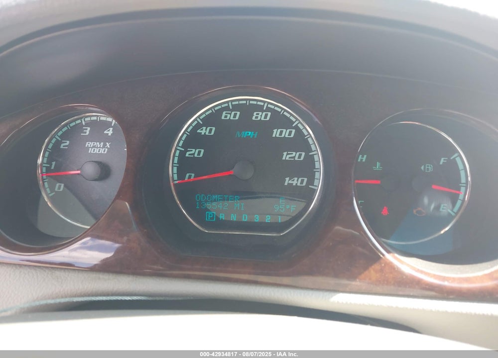 2011 BUICK LUCERNE VIN: 1G4HC5EM1BU150032