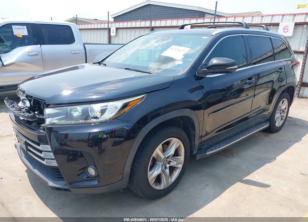 2017 TOYOTA HIGHLANDER VIN: 5TDYZRFH9HS204444