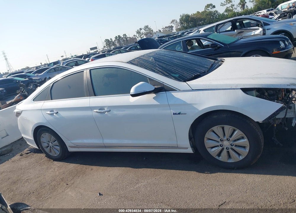 2017 HYUNDAI SONATA HYBRID SE VIN: KMHE24L10HA048613