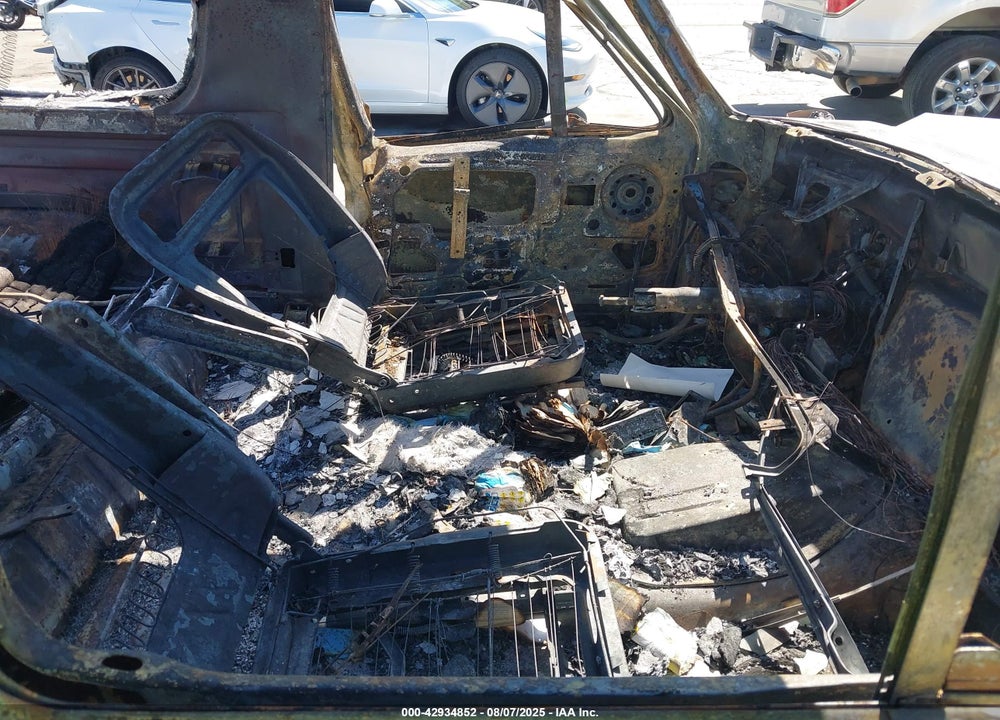 1991 FORD BRONCO U100 VIN: 1FMEU15N9MLA21160
